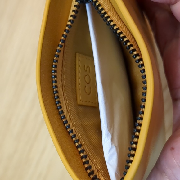 NWT COS Double Zip Leather Coin Wallet in Mustard - Picture 2 of 3
